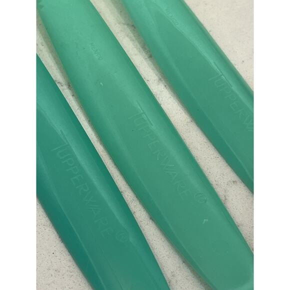 VTG Tupperware Nesting Cups, Caddy, Grapefruit Knives, Cake Server, Corn Butter - Picture 3 of 14